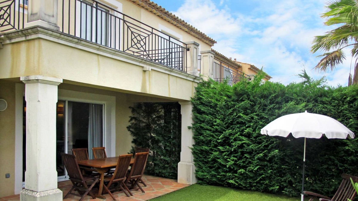 La Rouviere House | Green Bastide M46G by Interhome