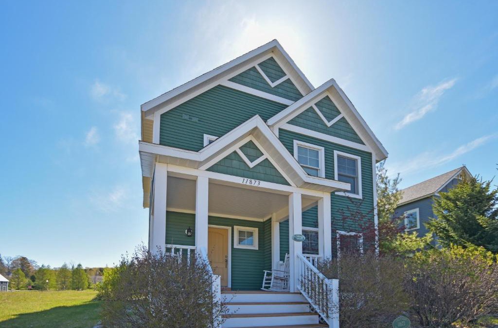 Empire House | Green Glen