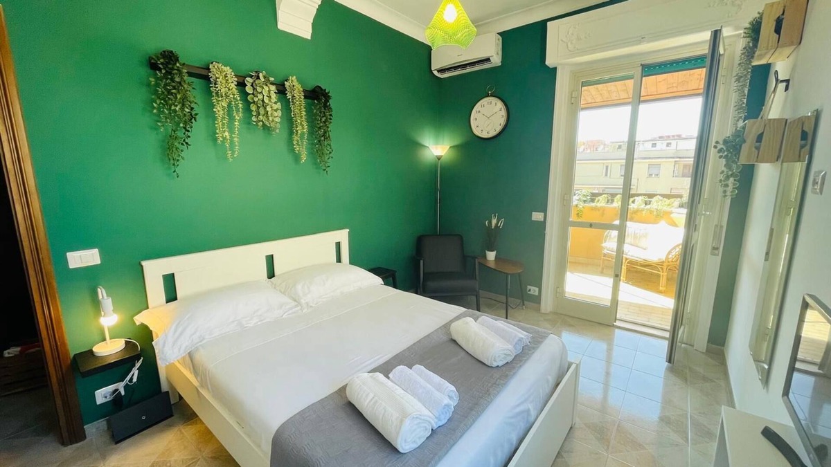 Tuscolano Apartment | Green Holiday Penthouse