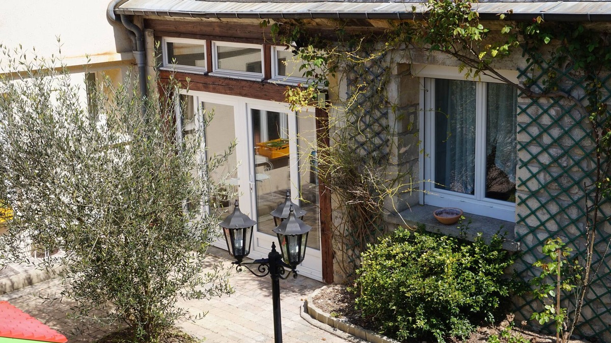 Verneuil-en-Halatte House | Green house near airport, quiet and relaxing.