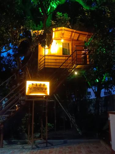Shrirangapattana Resort | Green island nature resort with swimming pool