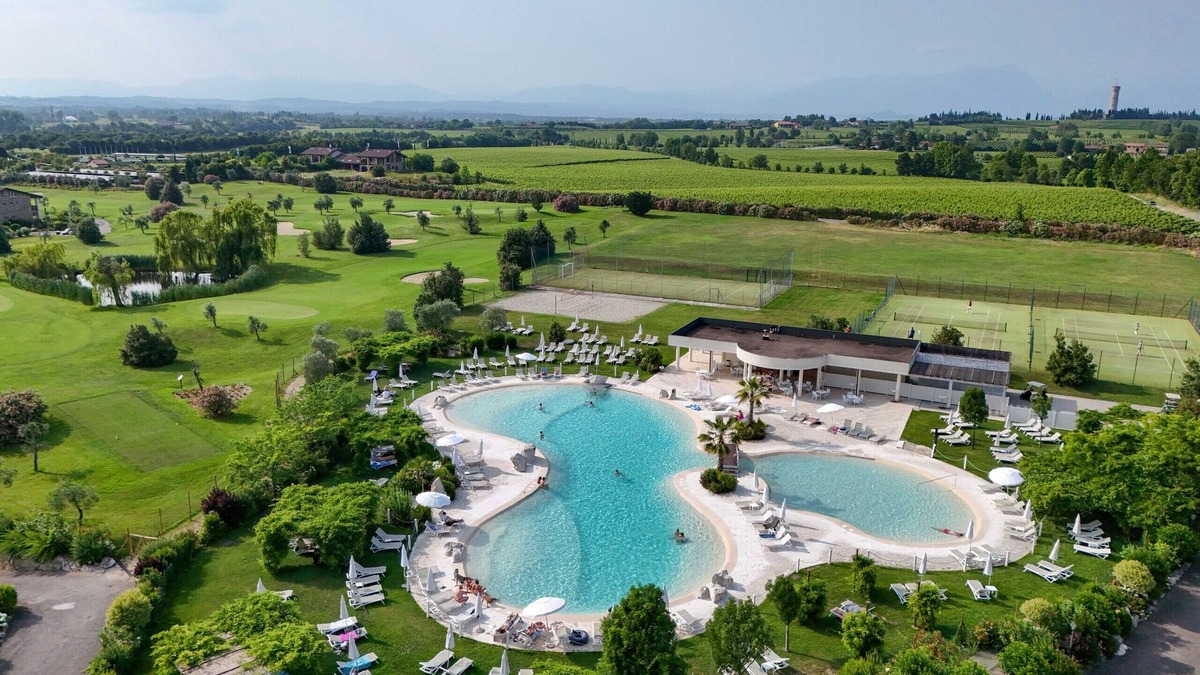 Pozzolengo Apartment | Green Living Apartment Chervo Golf Resort