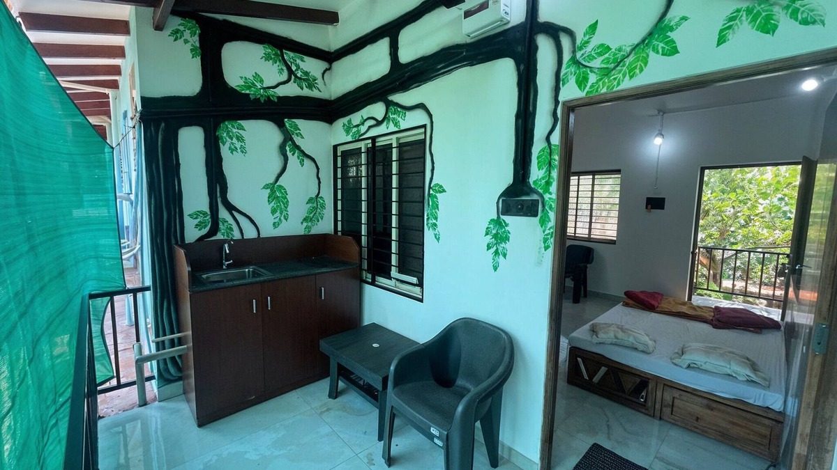 Anjuna House | Green Nest 6BR Homestay in Goa by Homeyhuts