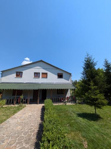 Moscopole House | Green Oasis Villa