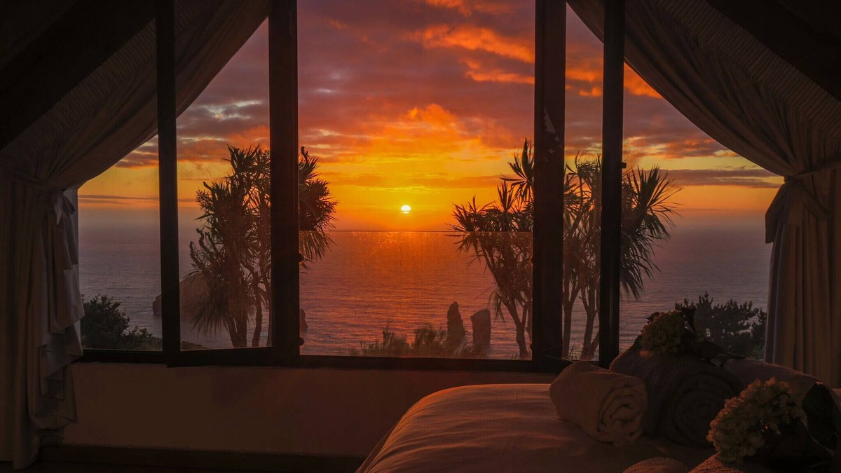 Mosteiros Cottage | Green OceanView Relaxing Cottage