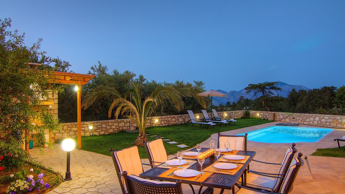 Tzannakiana Villa | Green Paradise Luxury Villa In Crete