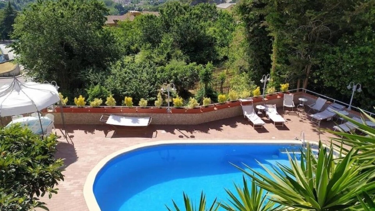Pellezzano Apartment | Green - Quiet place near Salerno, Pompeii & Amalfi