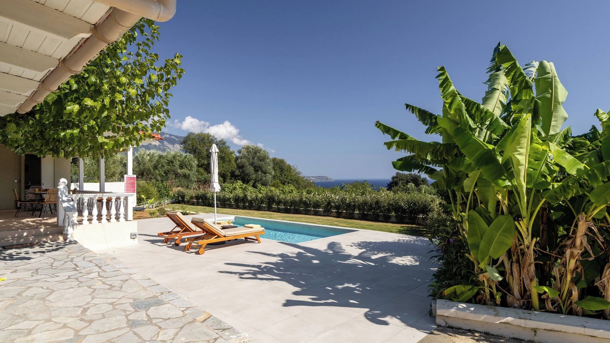 Spartia Villa | Green retreat ,family friendly , sea view, privacy, picturesque village