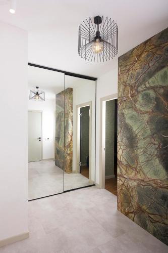 Dniprovs'kyi District Apartment | Green Stone