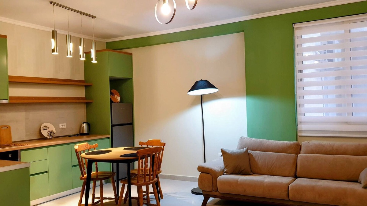 Divjake Apartment | Green Trails Apartment - Completely renovated - Mountain view - City Center