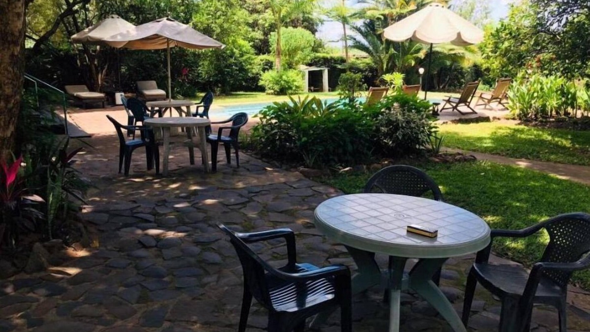 Livingstone Ski Chalet | Green Tree Lodge