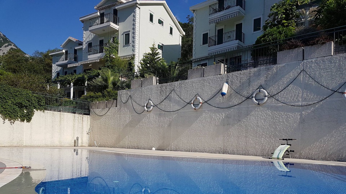 Orahovac Apartment | Green Village Kotor 1