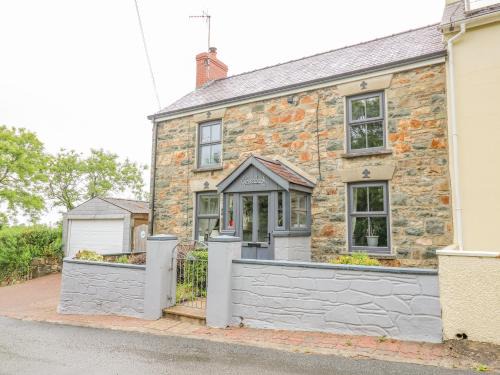 Dinas Cross House | Greenbanks