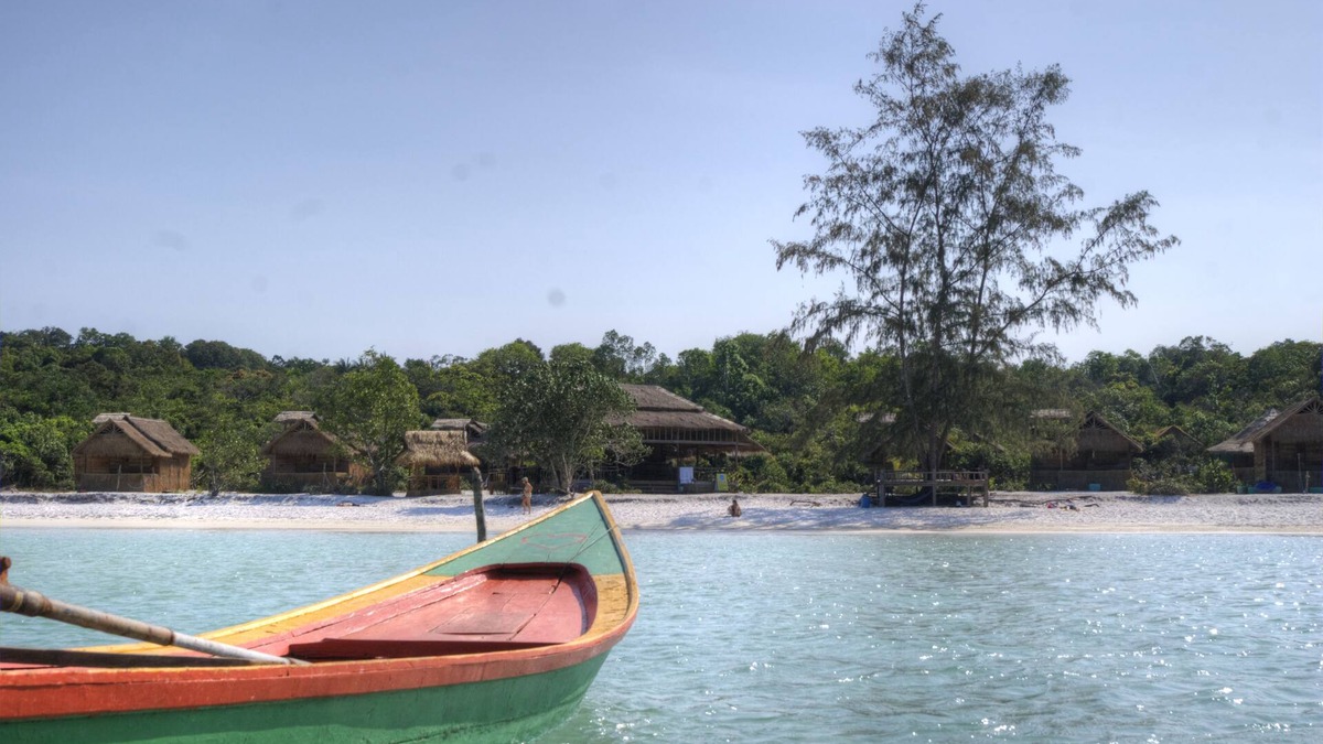 Koh Rong Sanloem Hotel | GreenBlue Beach Bungalow Resort