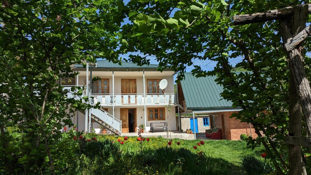 Likani House | GreenHill - Your Guesthouse in Ubisa