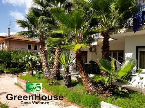 Mascalucia Apartment | Greenhouse