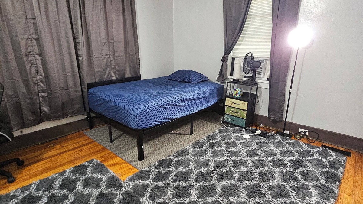 Pagedale House | Greenish Peaceful Shared Place near Delmar/Forest Park/U. City/Pagedale