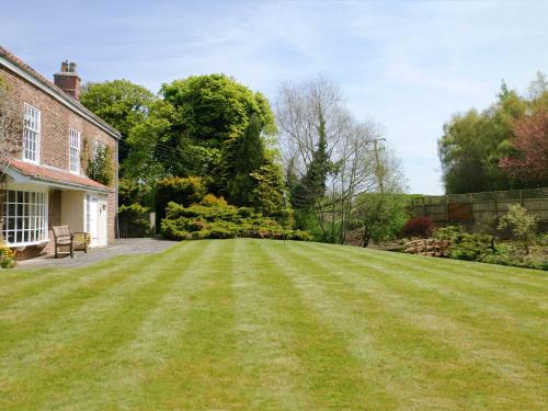 Fangfoss House | Greenlands Farmhouse