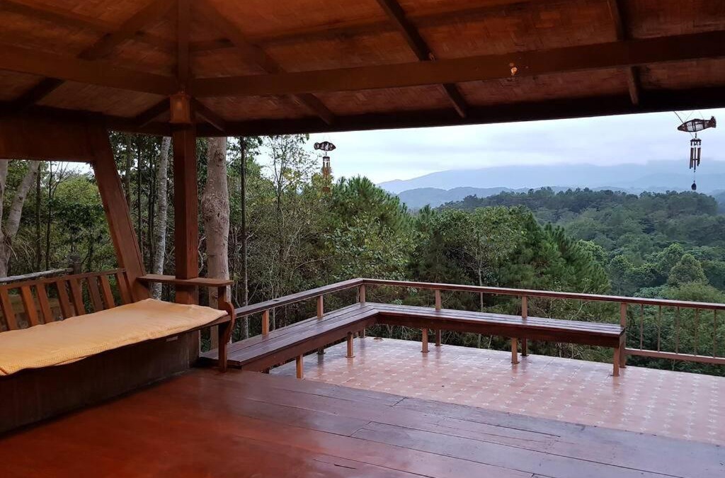 Mae Chan Villa | Greenleas, Cottage, Swimming Pool and Log Fire