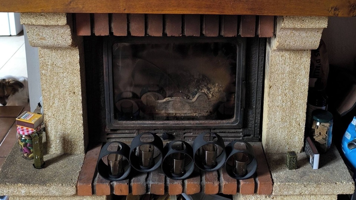 Saint-Hernin Cottage | Greenway cottage no. 7 at the foot of the hiking trail