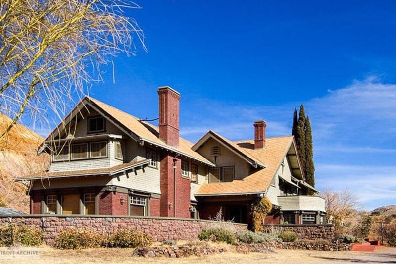 Bisbee House | Greenway Manor