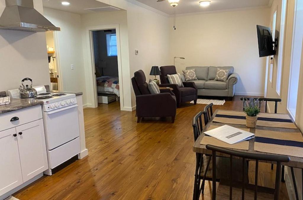 Altamont Apartment | Greeter Falls Lodge Suite 5