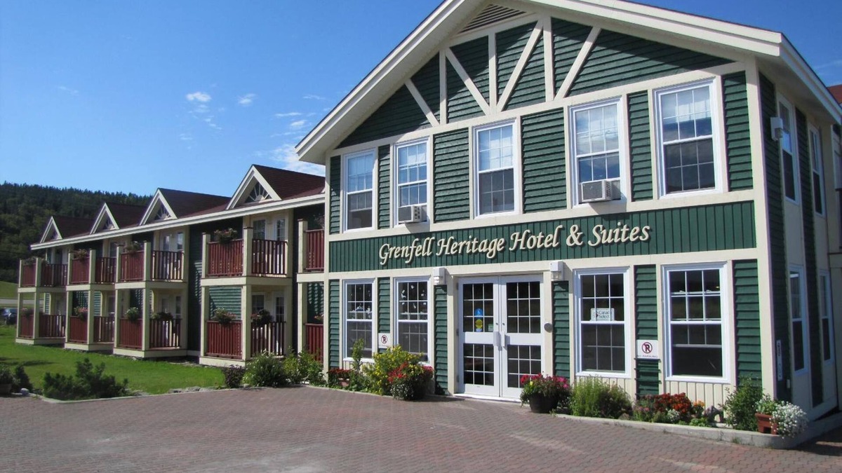 St. Anthony Hotel | Grenfell Heritage Hotel & Suites