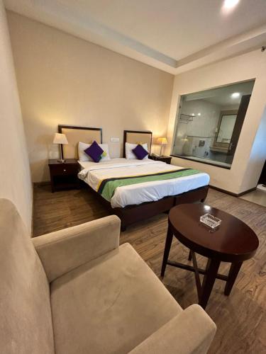 Sector 14 Hotel | grenville