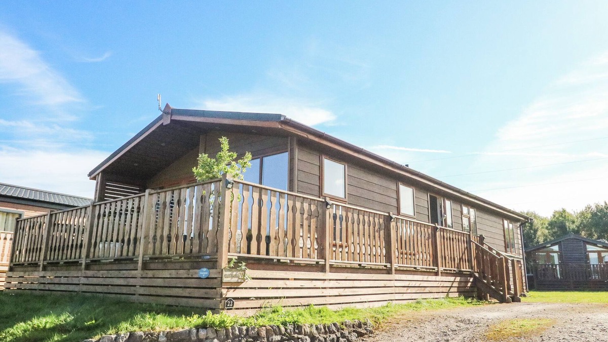 South Lakeland Leisure Village Cottage | GRESSINGHAM 22, pet friendly in South Lakeland Leisure Village