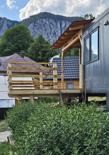 Buces Ski Chalet | Greta Hillside