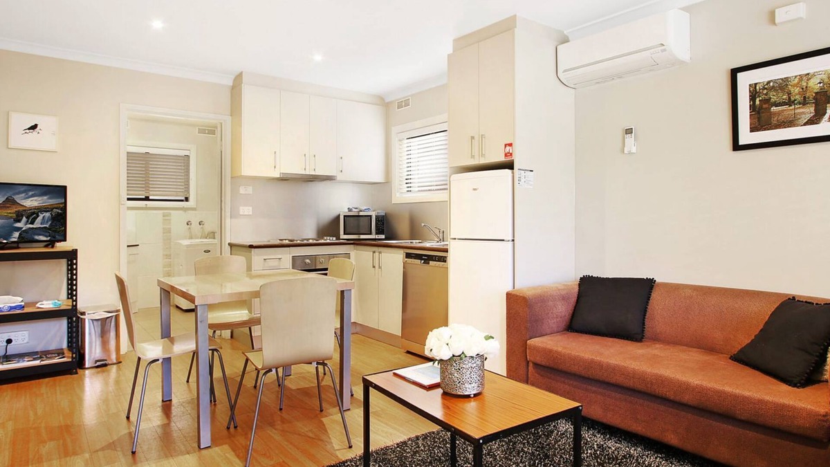 Bright Apartment | Grevillea Gardens Unit 6