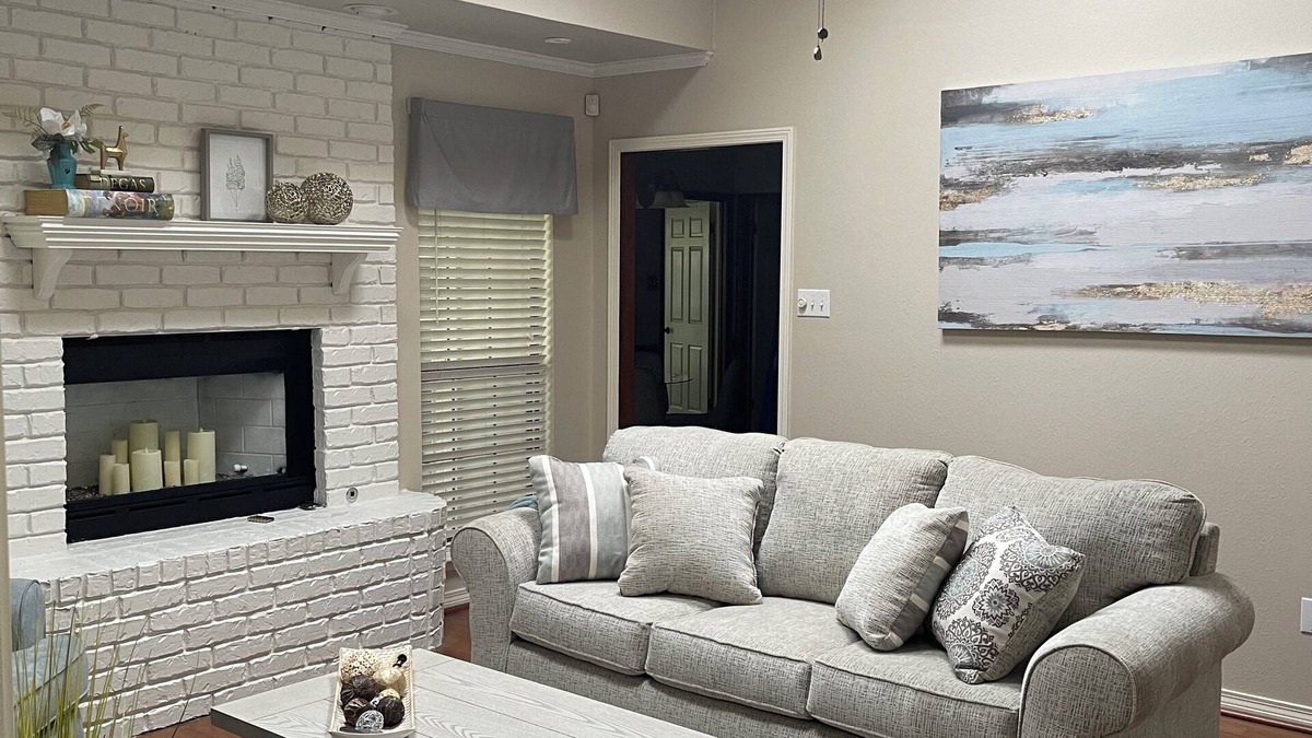 Bossier City House | grey new getaway!