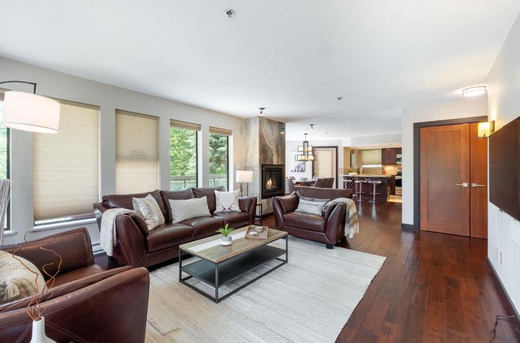Blueberry Hill Apartment | Greyhawk 123 by Outpost Whistler