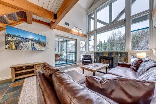 Upper Village House | Greystone Lodge 413 - Largest