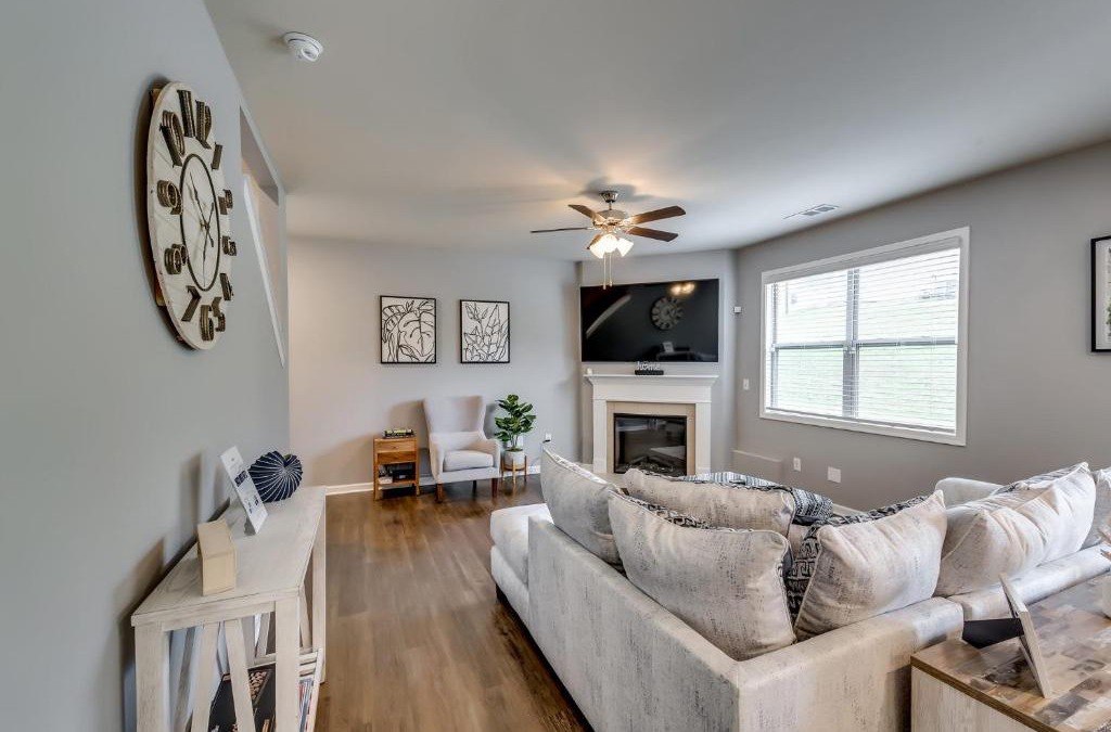 Cliftondale House | Greywind Retreat ~ 5 Star Location ~ Office ~ Parking
