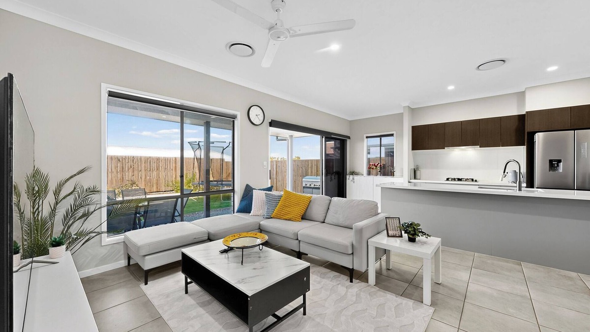 Griffin House | Griffin Family Stay – 4BR Modern Home