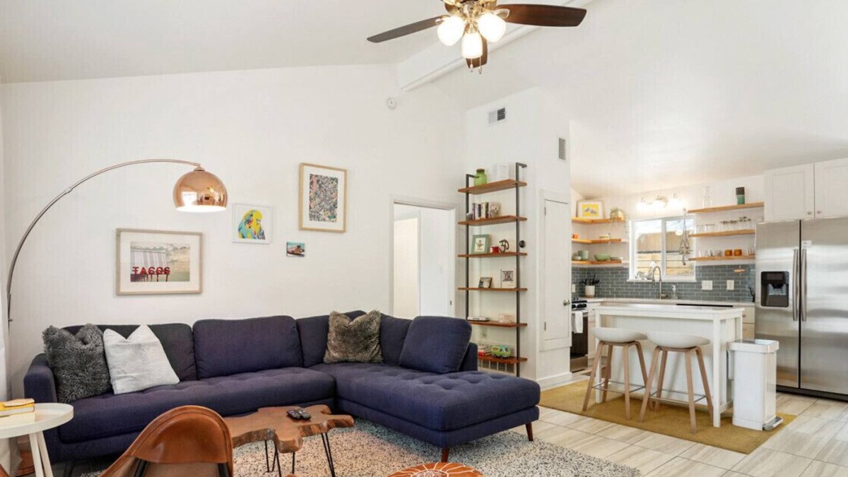 North University Apartment | Griffith St #1 xxxxx