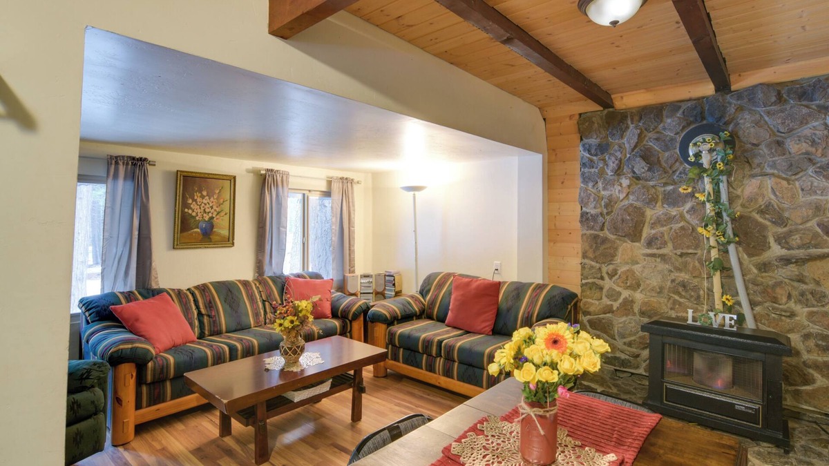 Butte Meadows House | Grill, Fire Pits & Trails: Butte Meadows Duplex!