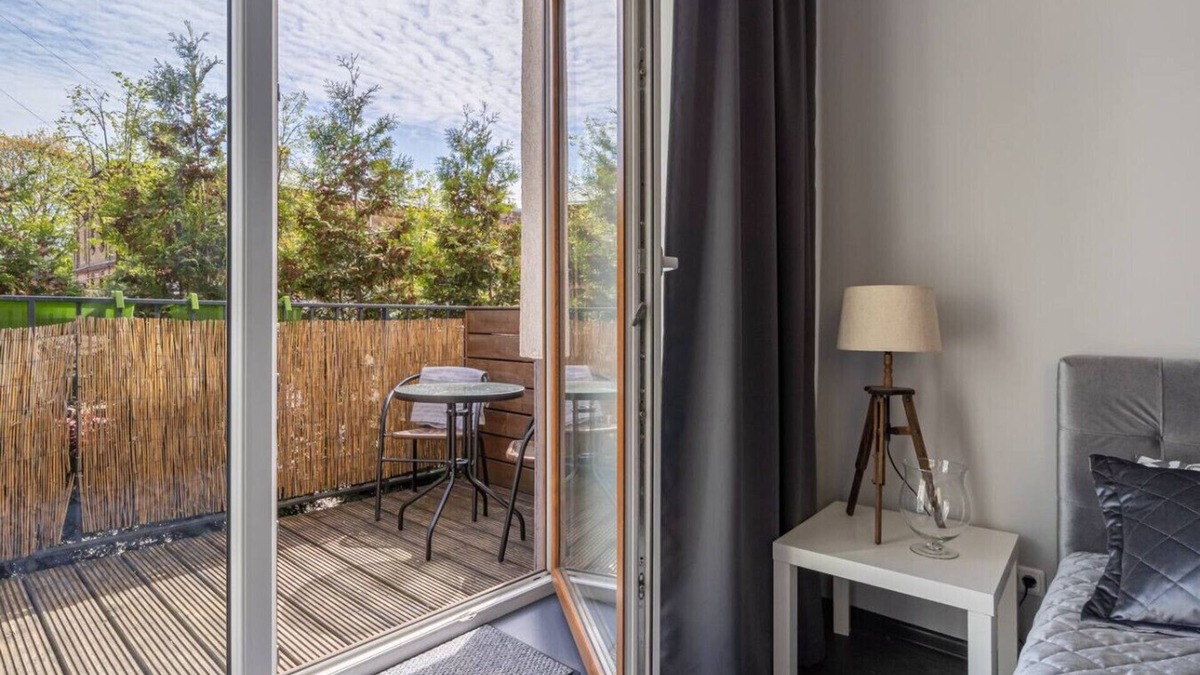 Grizinkalns Apartment | Grizinkalns studio with parking