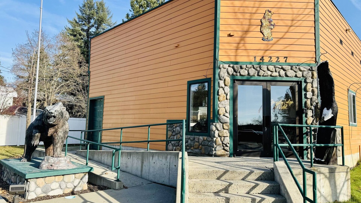 Rathdrum Hotel | Grizzly Lodge Motel