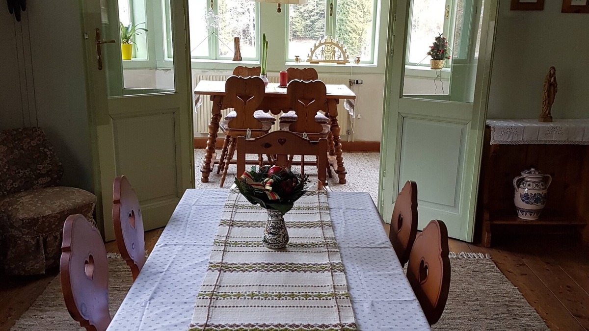 Semmering Apartment | große Villa (ca.300qm) auf fast 1000 Meter Seehöhe