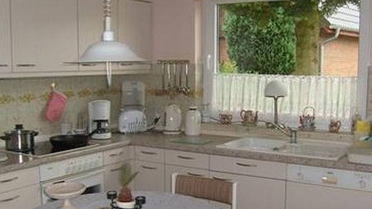 Wallsbull Apartment | Große Wohnung im Erdgeschoss, 3 Schlafräume - Späth, Irene