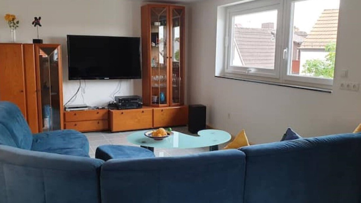 Hessheim Apartment | Großzügige Ferienwohnung in Heßheim