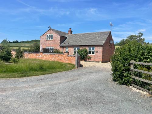 East Norton House | Grooms Cottage