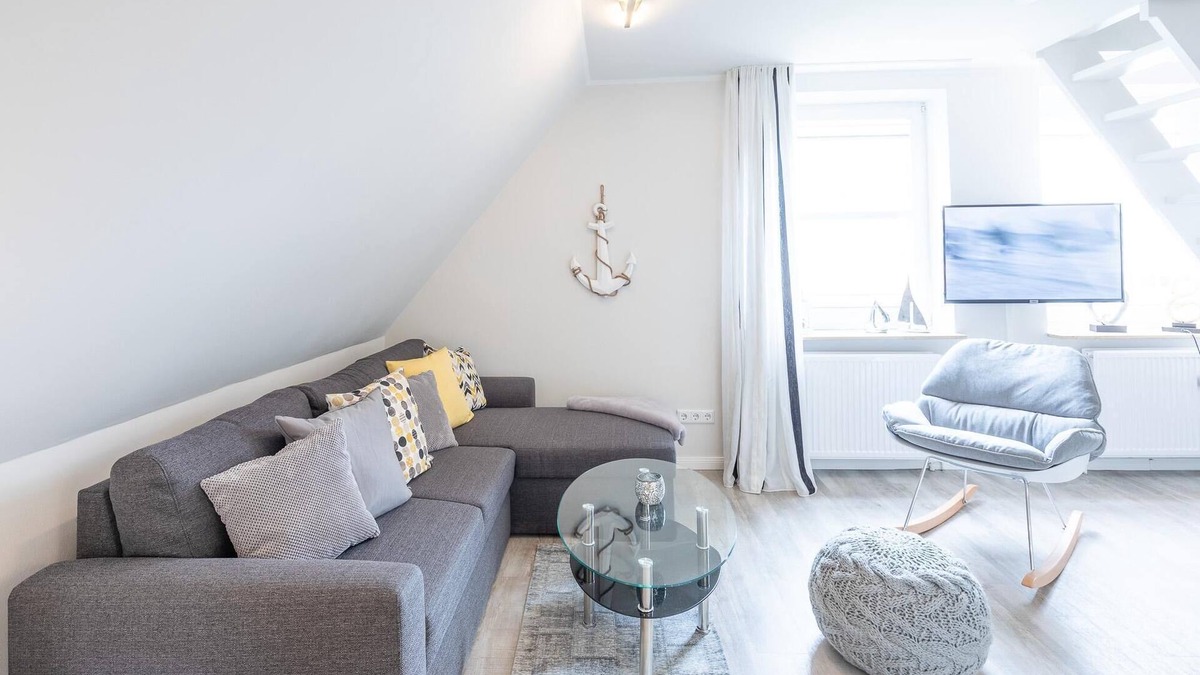 Zentrum Apartment | Groote Rasselbande vacation apartment in Husum for up to 4 people