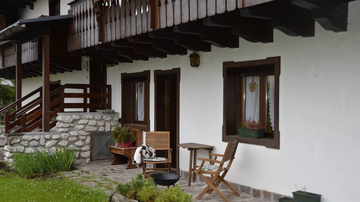 San Vito di Cadore Apartment | Ground floor with garden