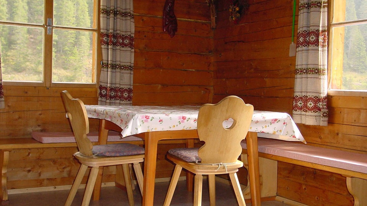Innervillgraten Cabin | Ground Floor Apartment at House Gutwenger