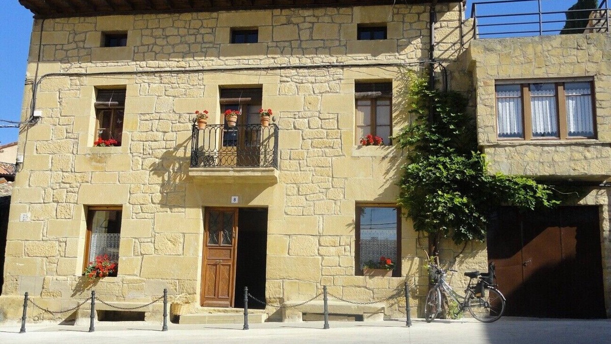 Sajazarra Apartment | Ground floor apartment in mansion in the Rioja