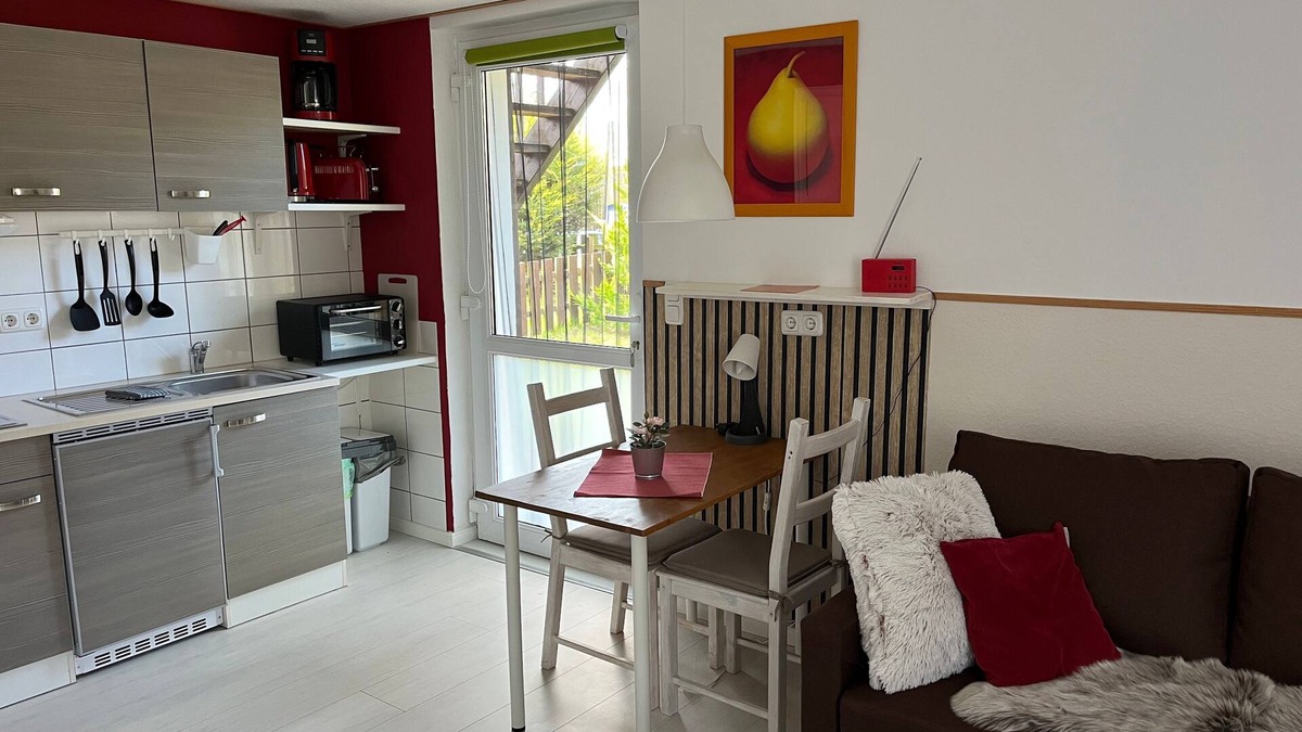 Blowatz Apartment | Ground floor apartment in the red house on the Baltic Sea cycle path OVS 103 new 2021 - 1-room vacation apartment