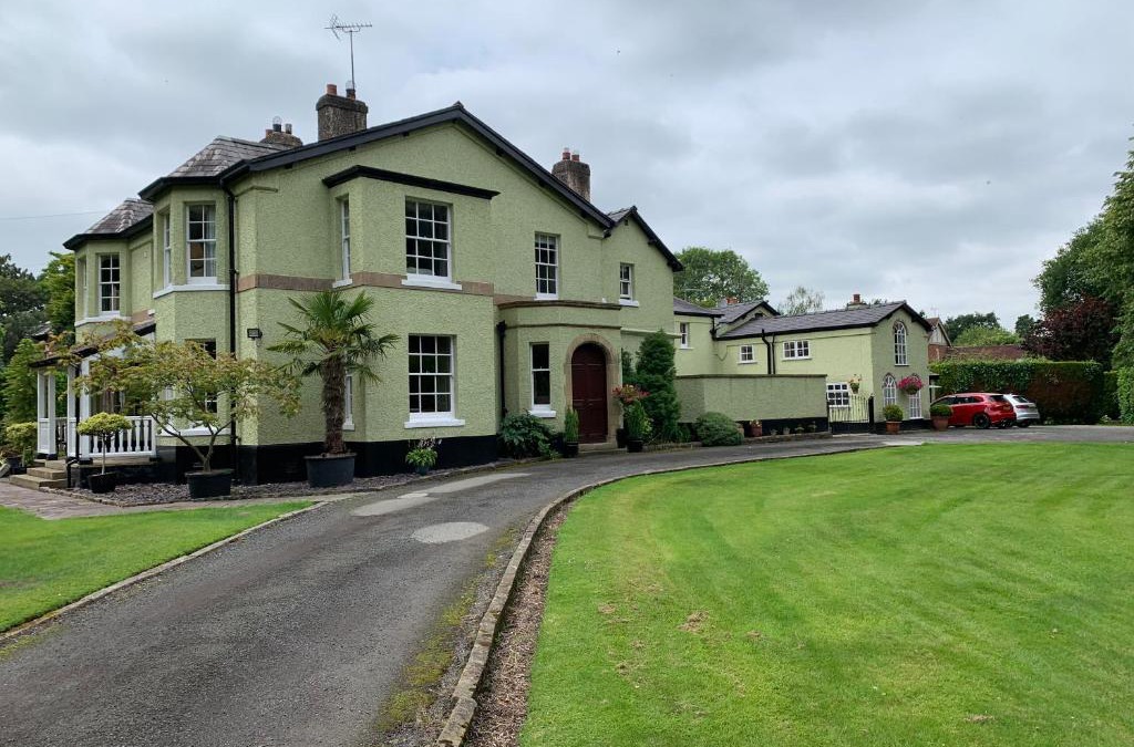 Northwich Apartment | Ground floor apartment in The Coach House